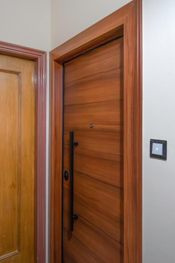 Luxury Studio Apartment In The Heart Of Αθήνα Εξωτερικό φωτογραφία